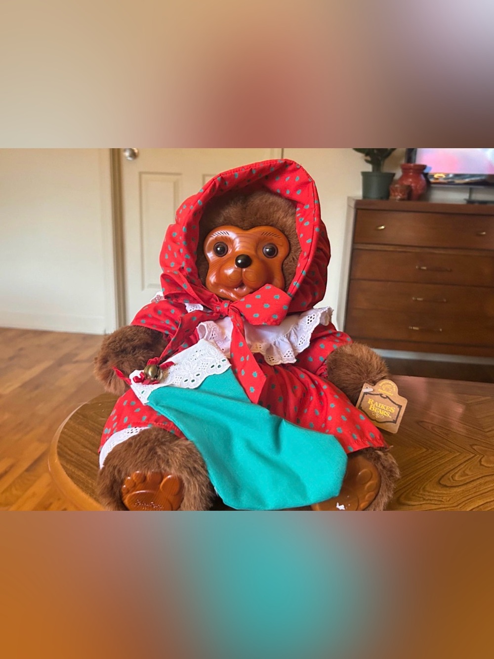 Raikes Bear “Nicolette”